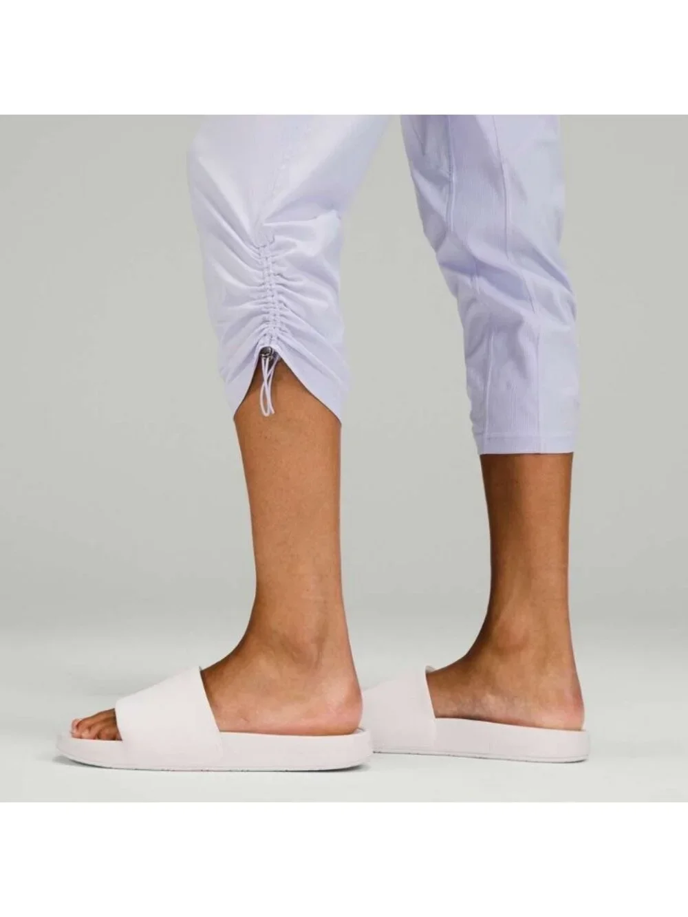 Lululemon Dance Studio Mid-Rise Crop 25
